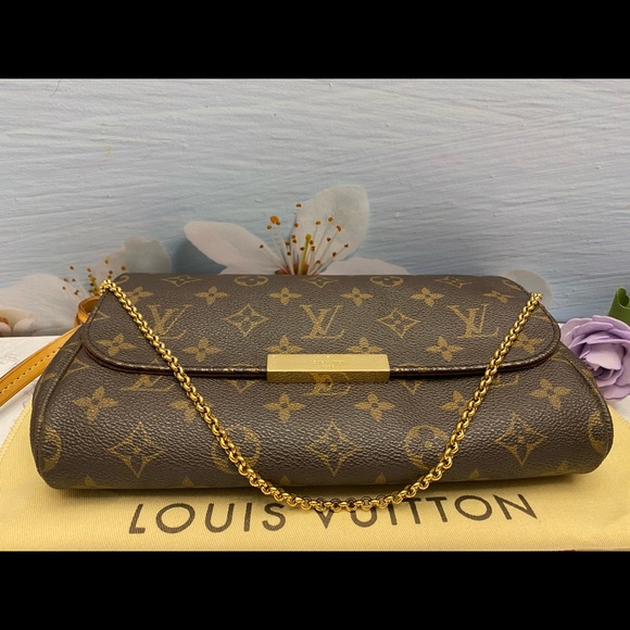 ⛔️SOLD⛔️ Favorite MM Monogram Crossbody (FL2182) - Picture 12 of 16